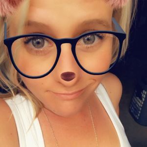 Meet your Posher, Stacy